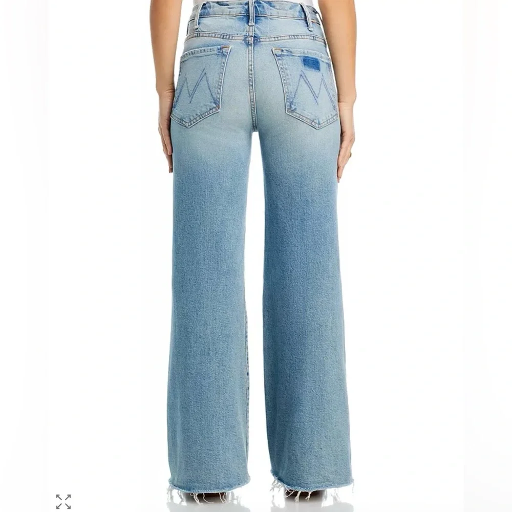 MOTHER The Hustler Roller Frayed Jeans I Confess PETITE Size 25 NWT - Picture 2 of 10